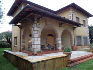 Villa dei Patrizi  : Outside view