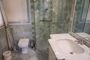 Villa Marilyn : Ванная комната с душем
