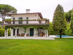 Villa Francesca : Вид снаружи