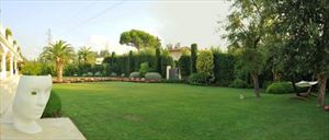 Villa Luminosa : Outside view