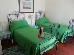Villa  Amarcord : спальня с двумя кроватями