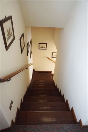 Villa Chef  : Wooden stairs