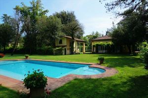 Villa Favola : Outside view