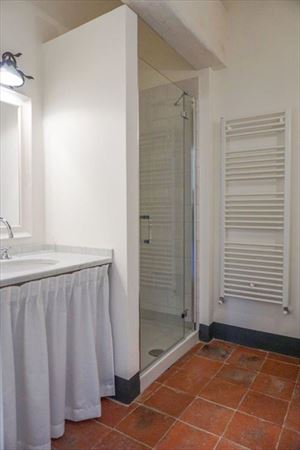 Villa di Fascino : Ванная комната с душем