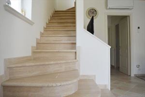 Villa Bianca : Marble stairs