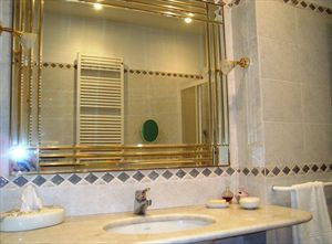 Villa Genova : Bathroom